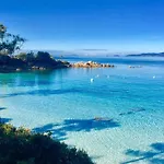 Magnifique F2 Neuf calme avec parking, 5 mins de la plage et 15 mins du centre ville