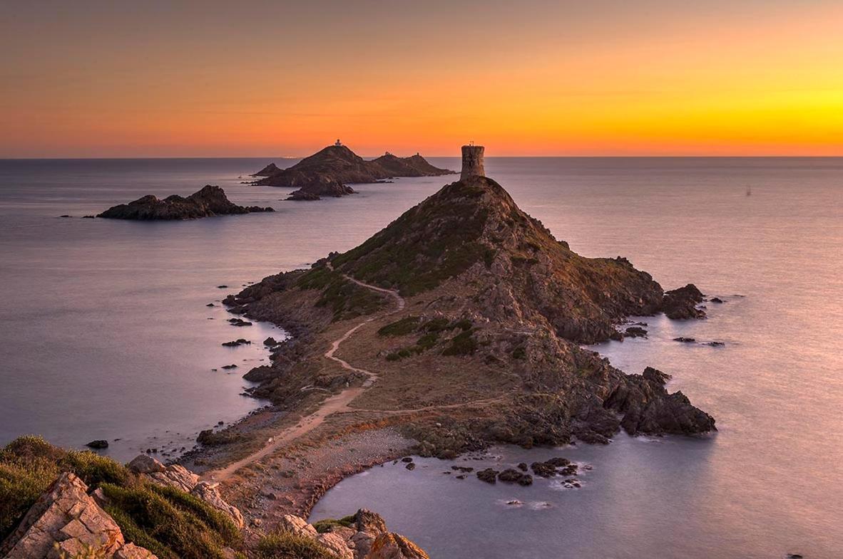 Le Pelican Magnifique F2 Ajaccio (Corsica)